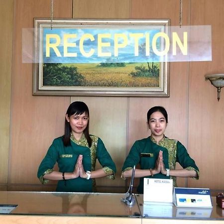 Hotel Kaisar Tarakan Luaran gambar